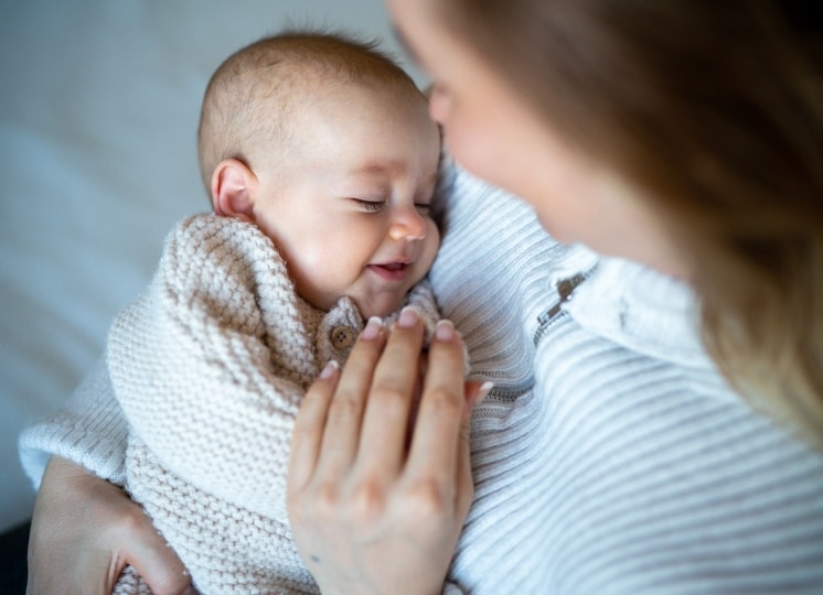 Le Dr Prévot à Genève vous explique pourquoi faire un lifting mammaire après un accouchement ?